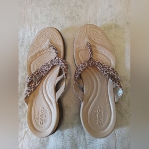 Crocs leopard print sandal